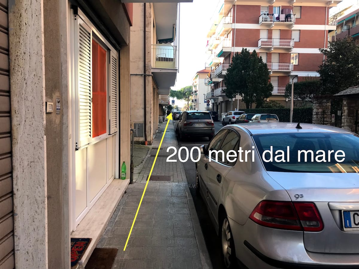 Litorale e mare di Cavi di Lavagna Arenelle